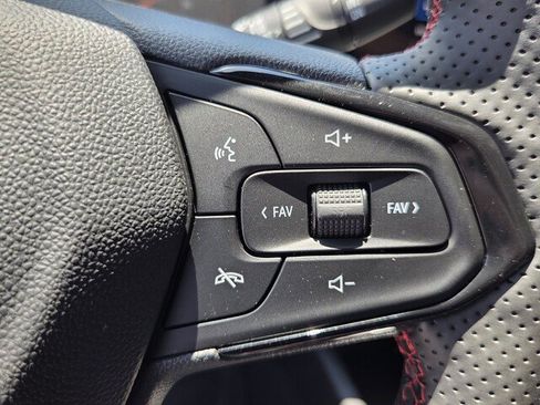 New 2026 Chevrolet Trax RS w/ Driver Confidence Package FWD image 24