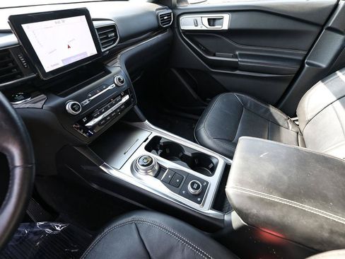 Used 2020 Ford Explorer Limited AWD/4WD image 21
