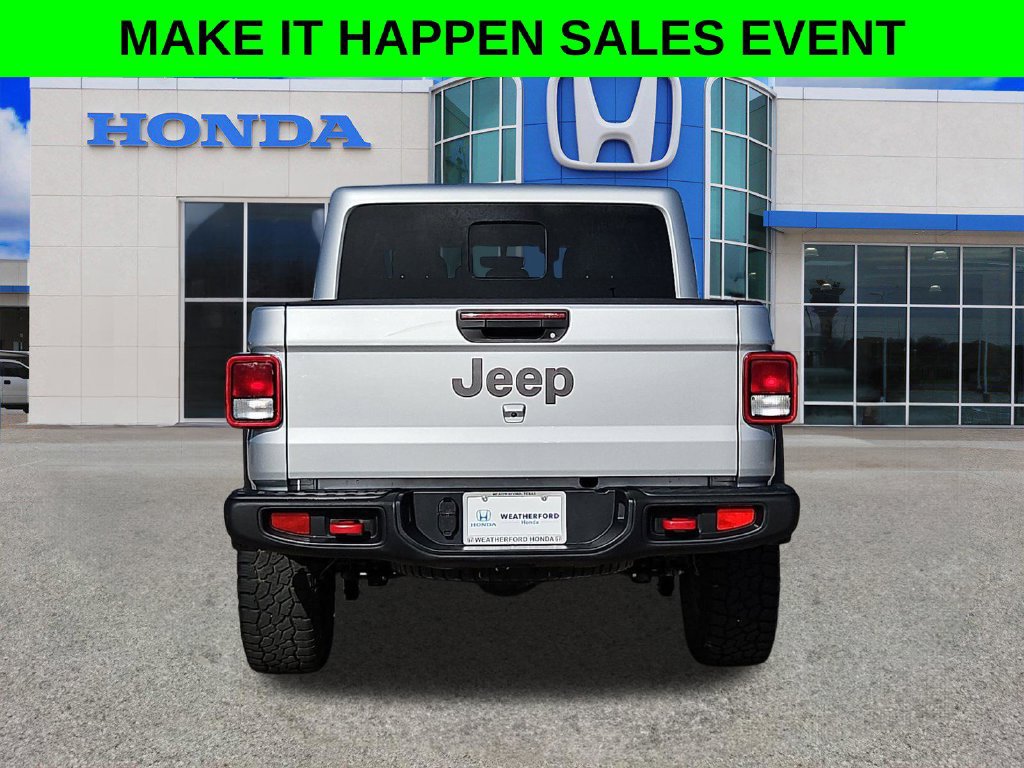 Used 2023 Jeep Gladiator Rubicon AWD/4WD image 4