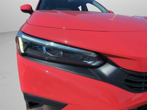 Used 2022 Honda Civic EX image 10