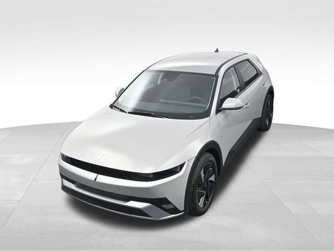 New 2026 Hyundai Ioniq 5 SEL image 24