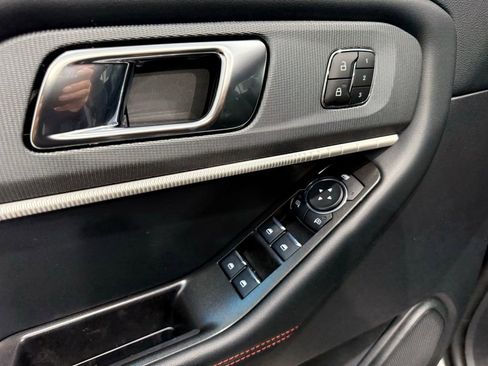 New 2026 Ford Explorer ST-Line w/ ST-Line Street Pack image 16