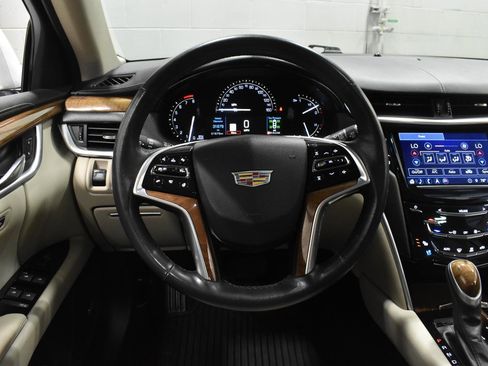 Used 2019 Cadillac XTS Luxury w/ Driver Awareness Package AWD/4WD image 6