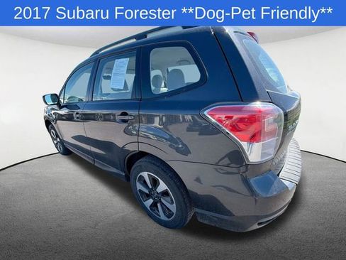 Used 2017 Subaru Forester 2.5i w/ Alloy Wheel Package AWD/4WD image 4