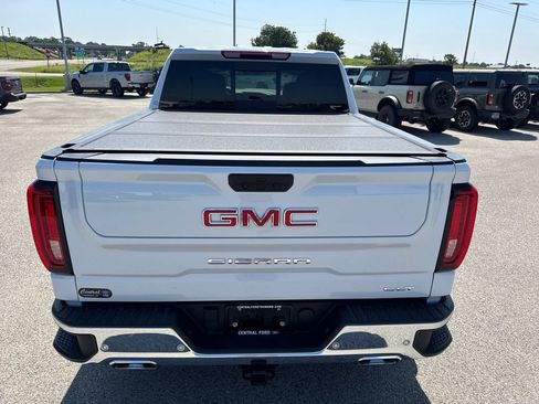 Used 2026 GMC Sierra 1500 SLT w/ SLT Premium Plus Package AWD/4WD image 15