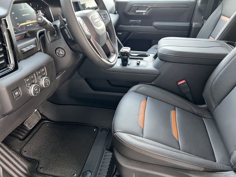 New 2026 GMC Sierra 1500 AT4 w/ Technology Package AWD/4WD image 15