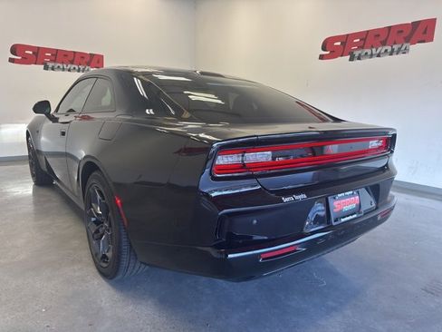 Used 2025 Dodge Charger R/T w/ Quick Order Package 25M R/T image 4