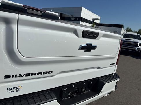 Used 2022 Chevrolet Silverado 1500 RST w/ RST All Star Premium Package AWD/4WD image 30
