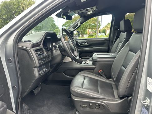 Used 2024 Chevrolet Tahoe LT RWD image 16