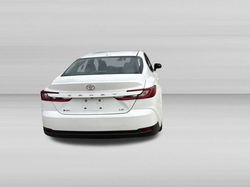 Used 2025 Toyota Camry LE FWD image 6