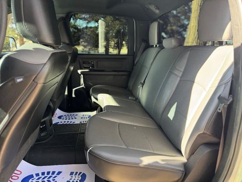 Used 2022 RAM 3500 Tradesman w/ Chrome Appearance Group image 18