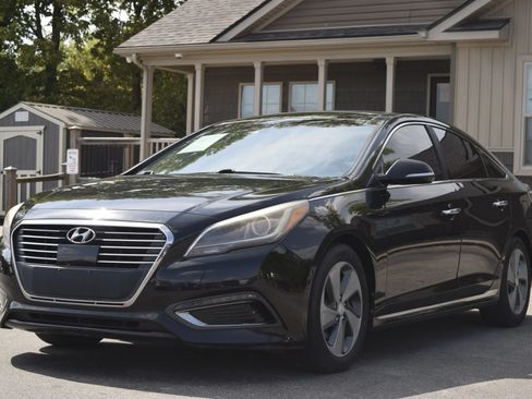 Used 2016 Hyundai Sonata Limited w/ Option Group 02 FWD image 1