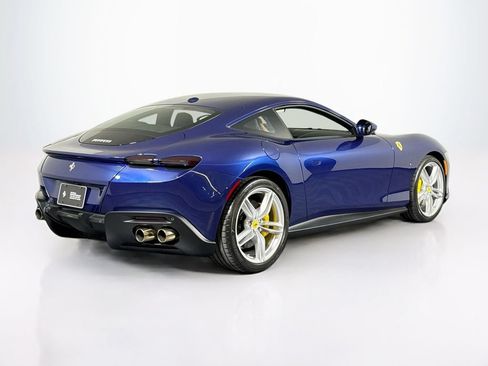 Used 2023 Ferrari Roma RWD image 9