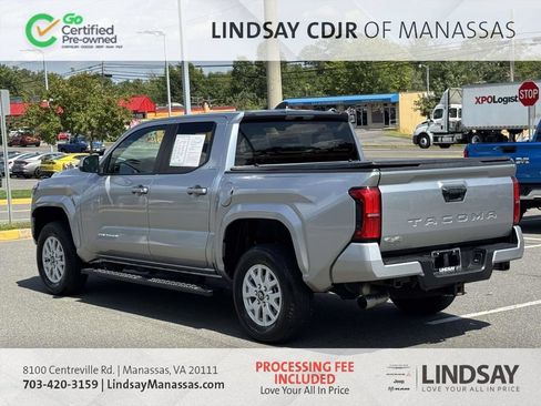 Used 2025 Toyota Tacoma SR5 AWD/4WD image 6