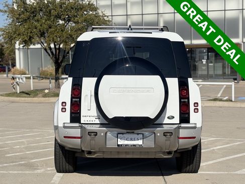 Used 2023 Land Rover Defender 130 SE image 7