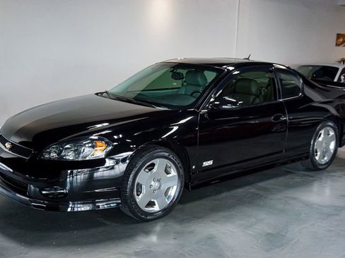 Used 2006 Chevrolet Monte Carlo SS w/ Convenience Package FWD image 5