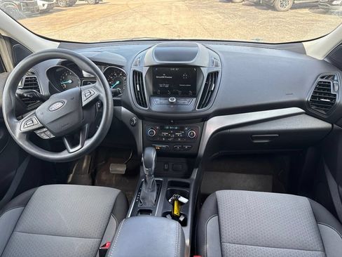 Used 2019 Ford Escape SE FWD image 10