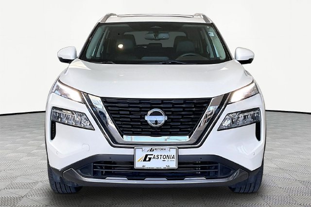 Used 2023 Nissan Rogue SL w/ SL Premium Package AWD/4WD image 2