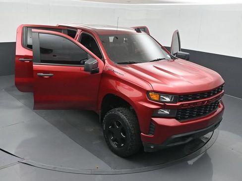 Used 2022 Chevrolet Silverado 1500 Custom AWD/4WD image 50