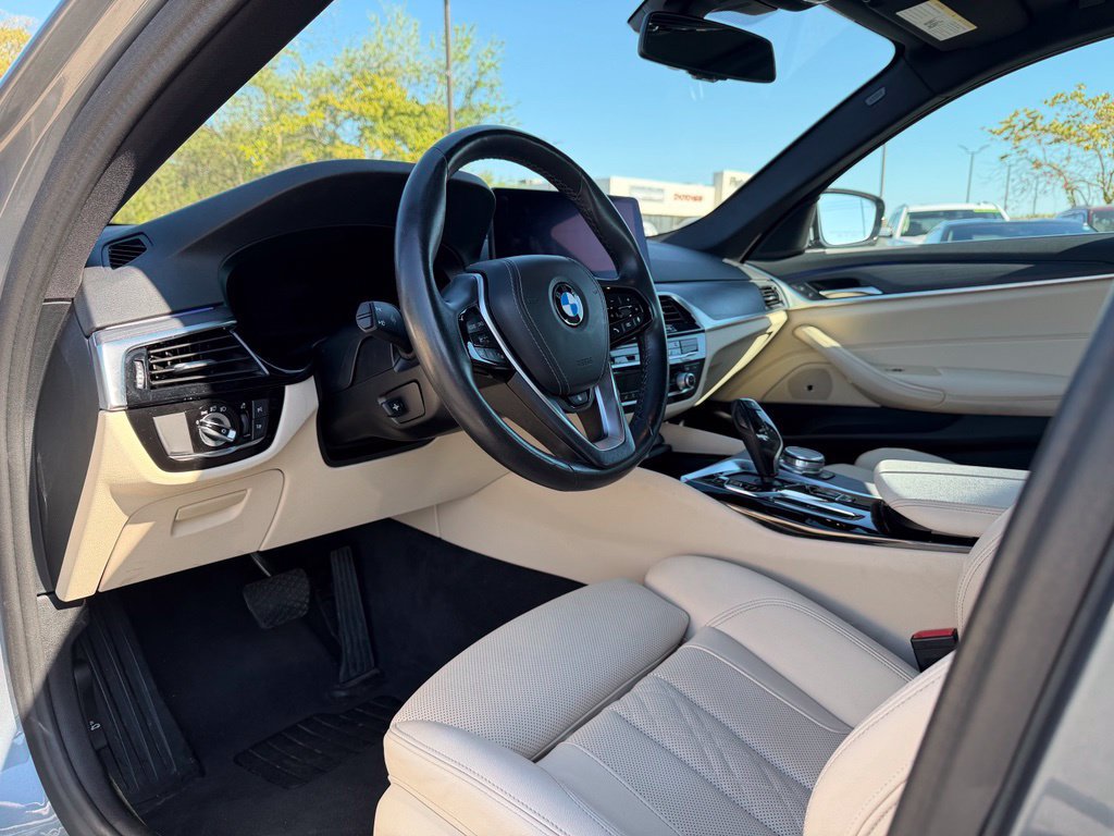 Used 2022 BMW 540i xDrive w/ Convenience Package AWD/4WD image 9
