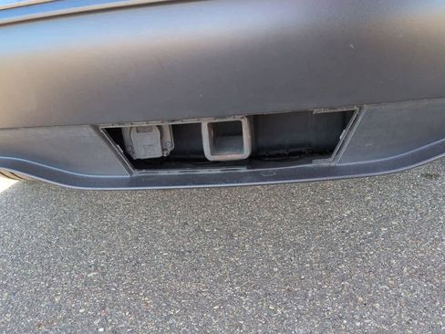 Used 2022 Tesla Model Y Long Range image 33