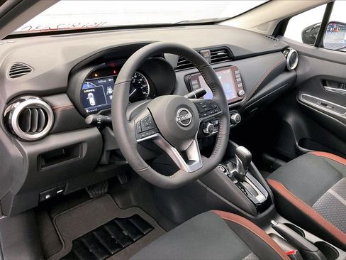 New 2025 Nissan Versa SR w/ Trunk Package image 7