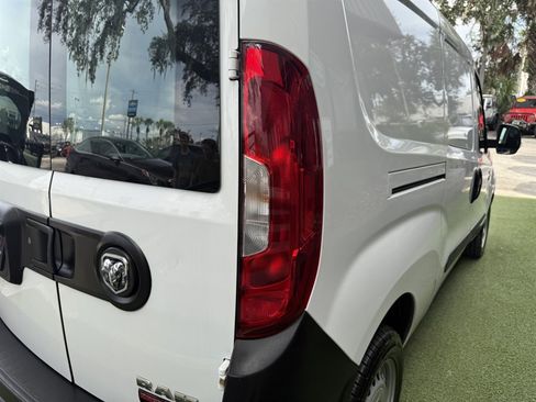 Used 2019 RAM ProMaster City Tradesman image 12