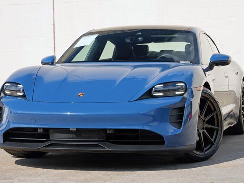 Used 2023 Porsche Taycan w/ Premium Package RWD image 3