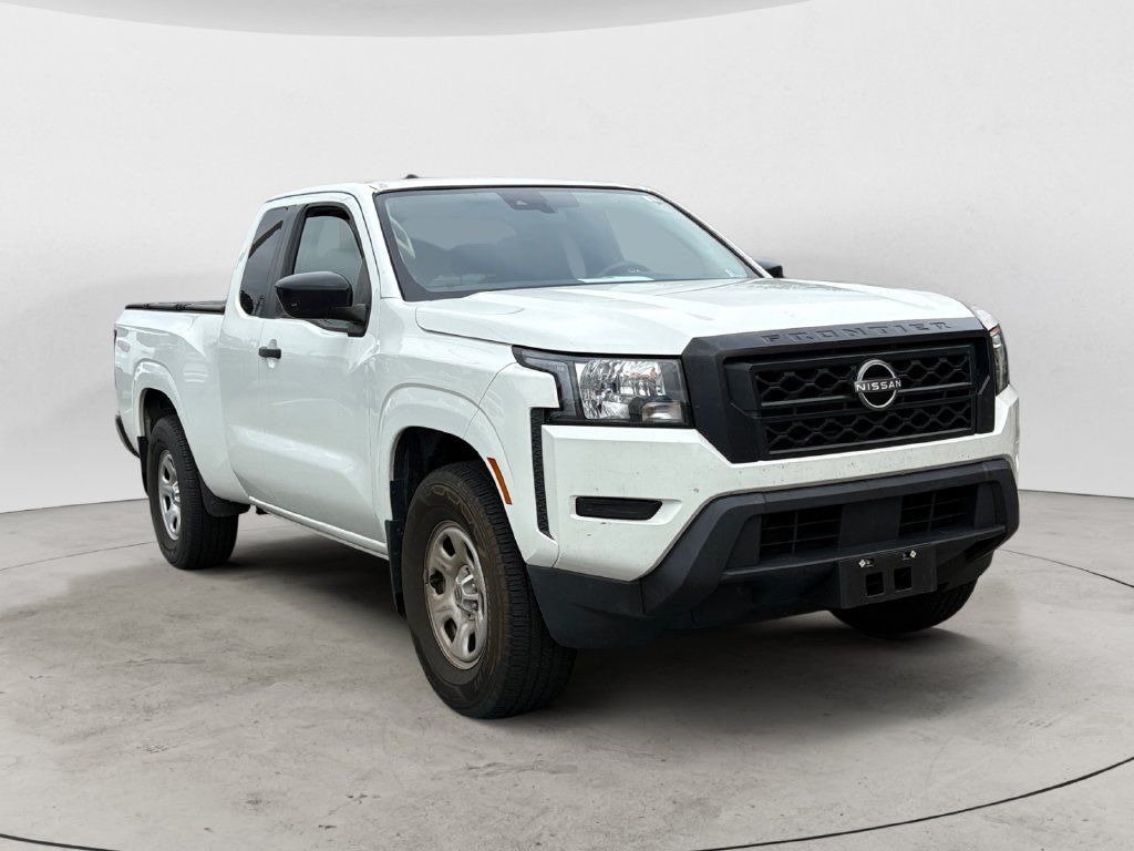 Used 2022 Nissan Frontier S RWD image 1