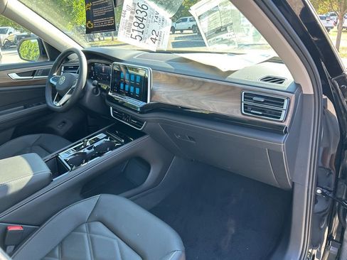 New 2026 Volkswagen Atlas SE FWD image 43