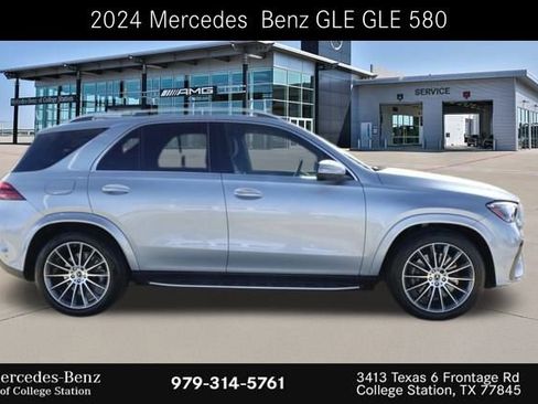 Certified 2024 Mercedes-Benz GLE 580 4MATIC image 2