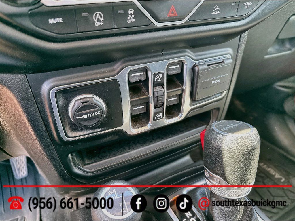 Used 2023 Jeep Gladiator Overland AWD/4WD image 19