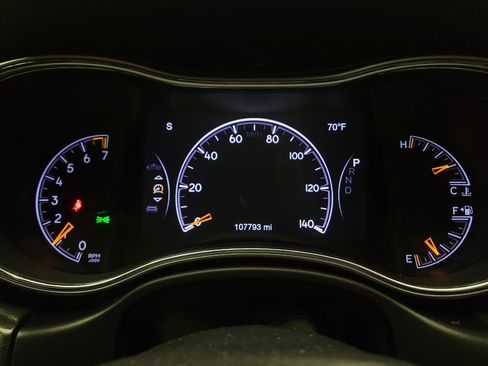 Used 2017 Jeep Grand Cherokee Laredo w/ Quick Order Package 2BE RWD image 23