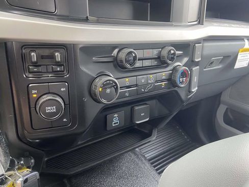 New 2026 Ford F550 4x4 Crew Cab Super Duty image 18