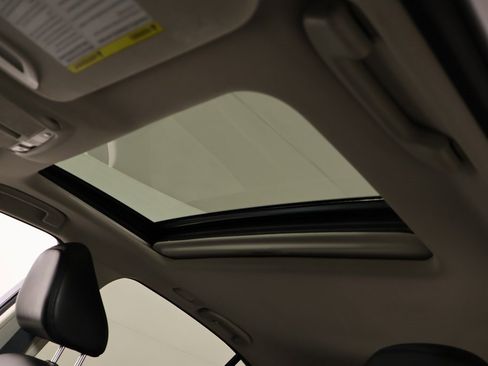 Used 2015 INFINITI Q50 Premium w/ Navigation Package image 16