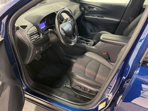 Used 2022 Chevrolet Equinox RS w/ Infotainment Package image 21