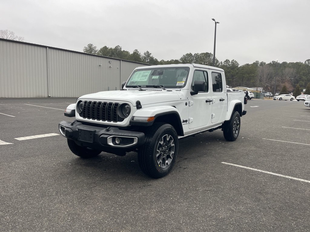 New 2026 Jeep Gladiator Sport AWD/4WD image 2