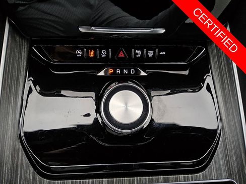 Used 2024 Jeep Wagoneer L Series II w/ Flexible Seating Group image 22