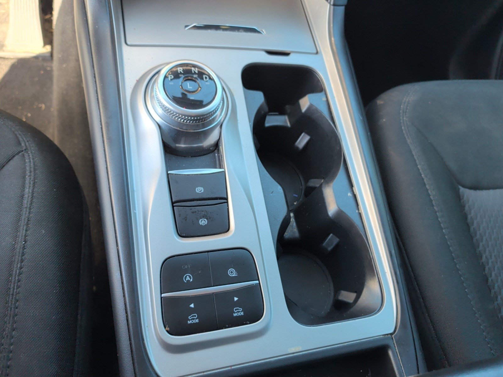 Certified 2024 Ford Explorer XLT RWD image 17