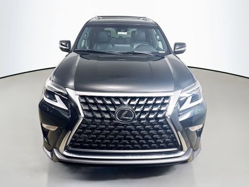 Used 2023 Lexus GX 460 Luxury w/ Sport Design Package AWD/4WD image 2