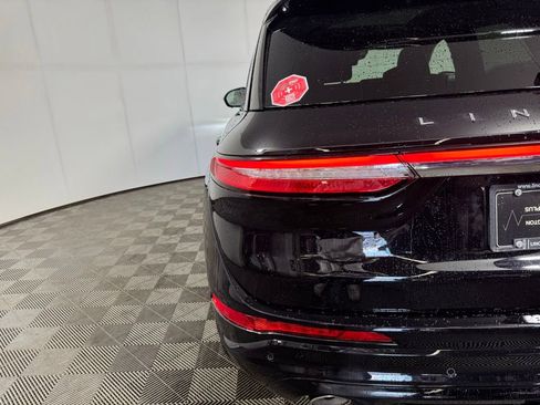 New 2026 Lincoln Corsair Reserve image 17