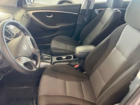 Used 2013 Hyundai Elantra GT FWD image 4