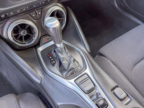 Used 2021 Chevrolet Camaro LT w/ RS Package image 16