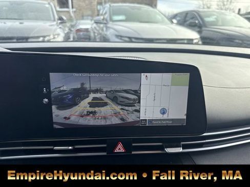 Used 2023 Hyundai Elantra SEL w/ Convenience Package image 20