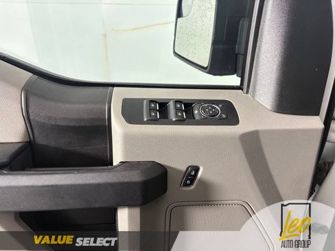 Used 2017 Ford F150 XL w/ XL Power Equipment Group AWD/4WD image 16
