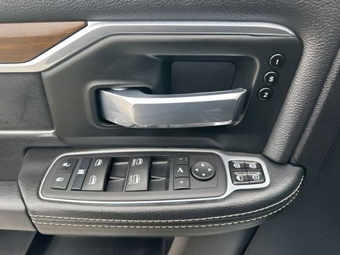 Used 2024 RAM 2500 Laramie image 27