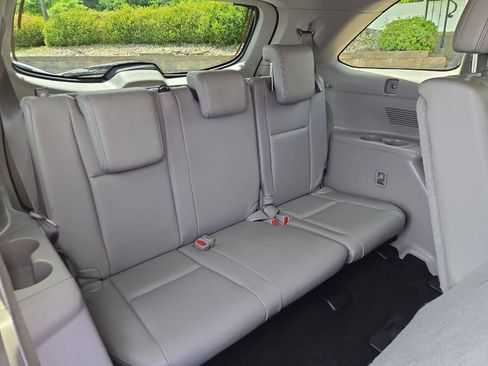 Used 2018 Toyota Highlander XLE AWD/4WD image 26