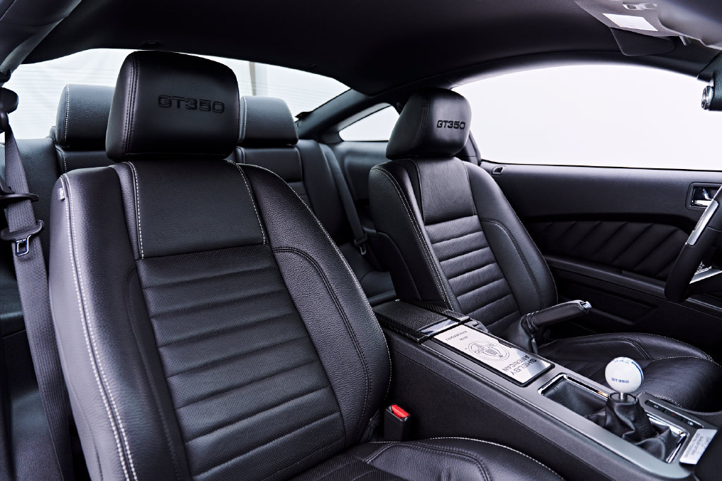 Used 2011 Ford Mustang GT Premium w/ Electronics Pkg RWD image 49