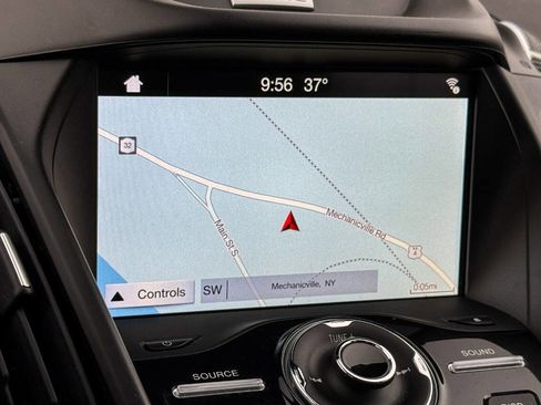 Certified 2017 Ford Escape Titanium image 34