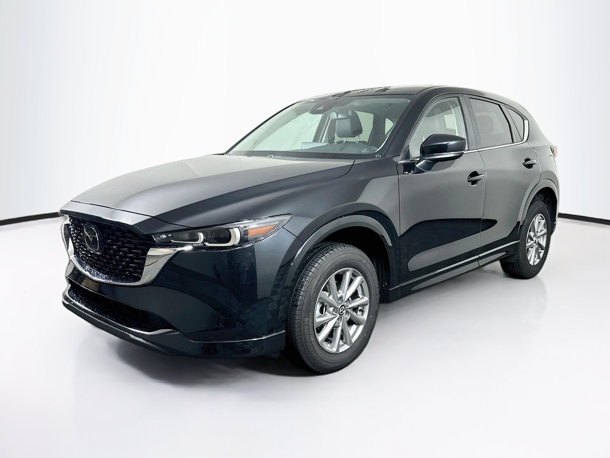 Used 2025 MAZDA CX-5 AWD 2.5 S w/ Preferred Package image 3